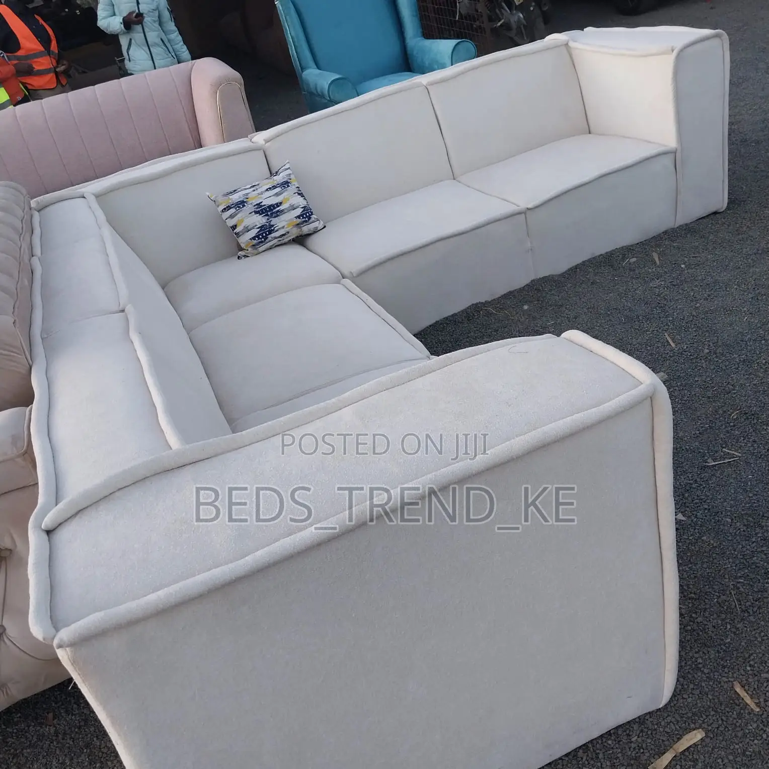 Unique 6 Seater L Seat Sofa Set With Throw Pillow