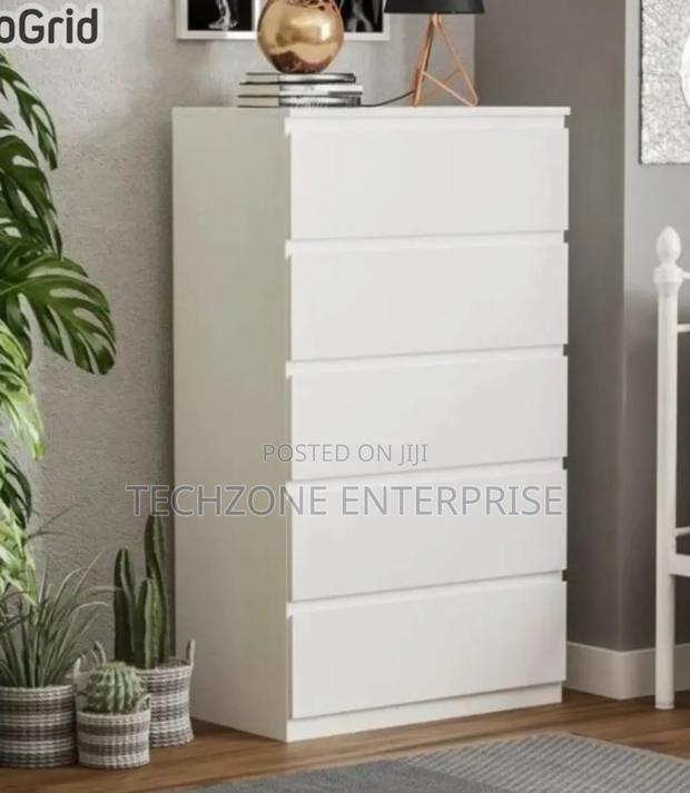 *Aesthetic Modern Dove 5 Drawers Chest of Drawers