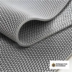 Grey Tough PVC
Perforated Surface
Non-Slip Backing