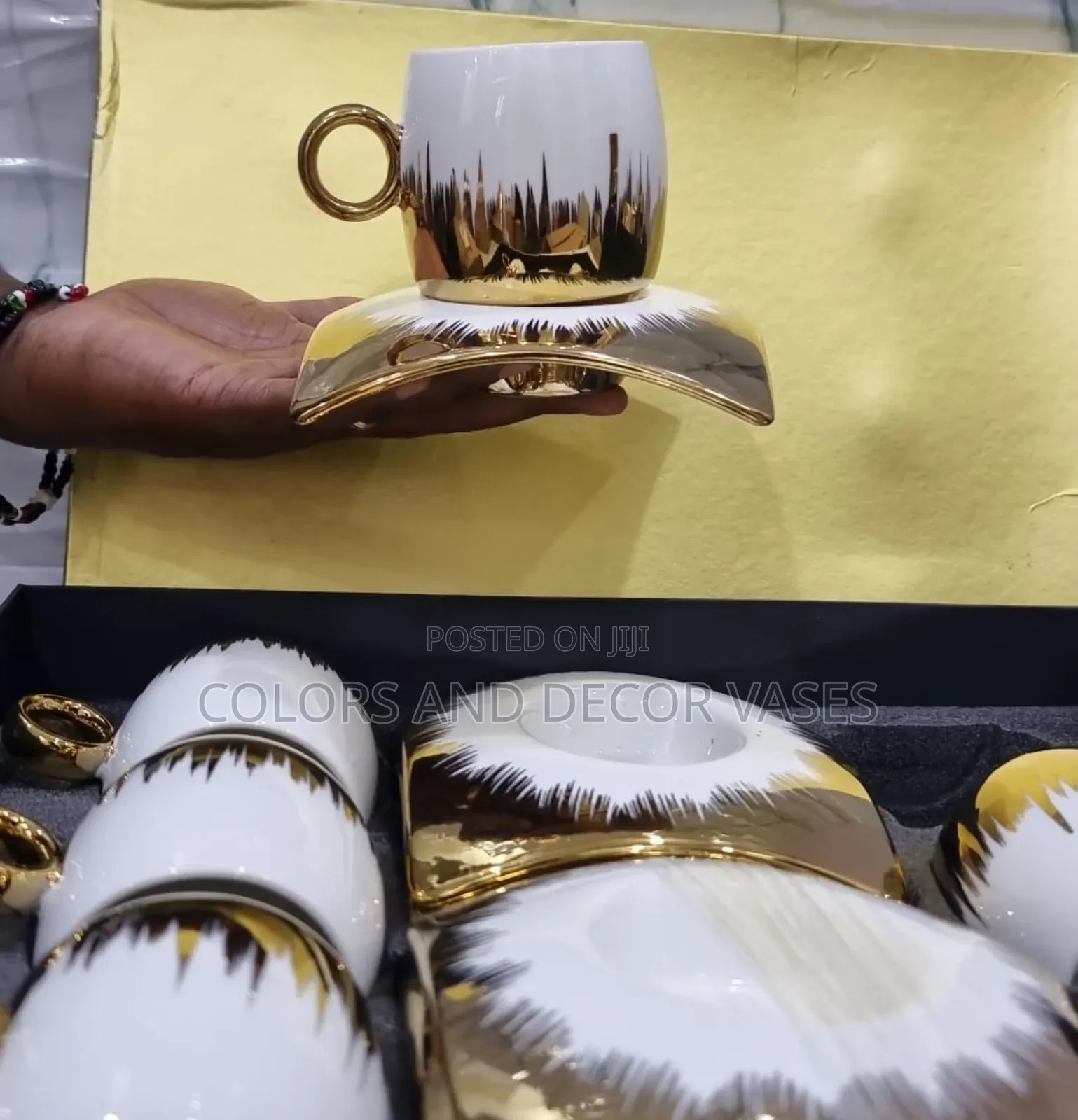 6 Cups With Saucers Beautiful Pieces