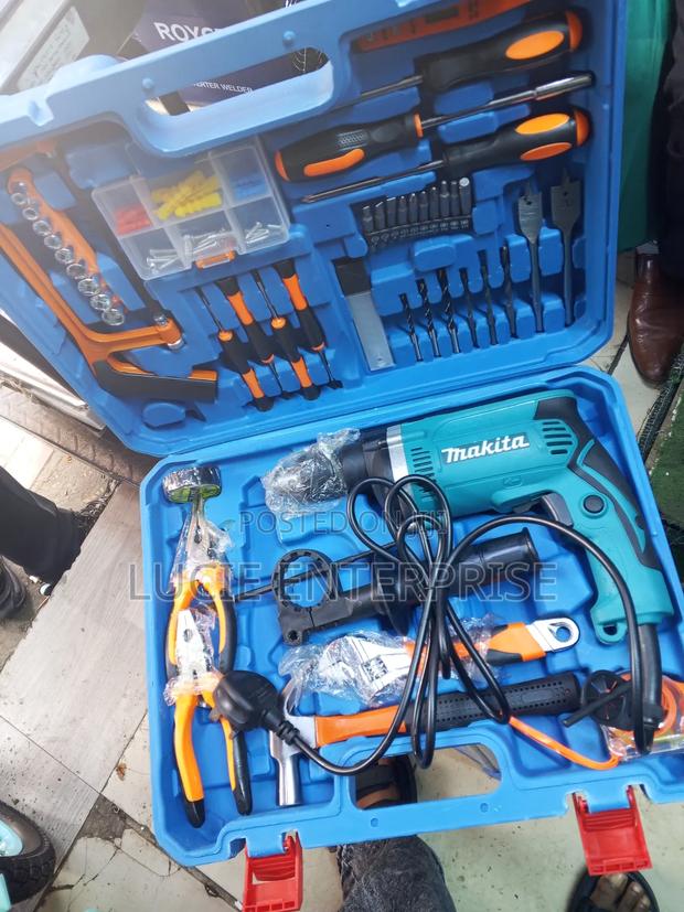Makita Complete Corded Drillset Toolkit