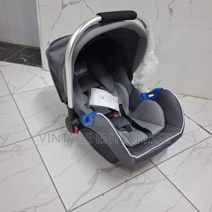 Baby Carrycot - thumbnail 2