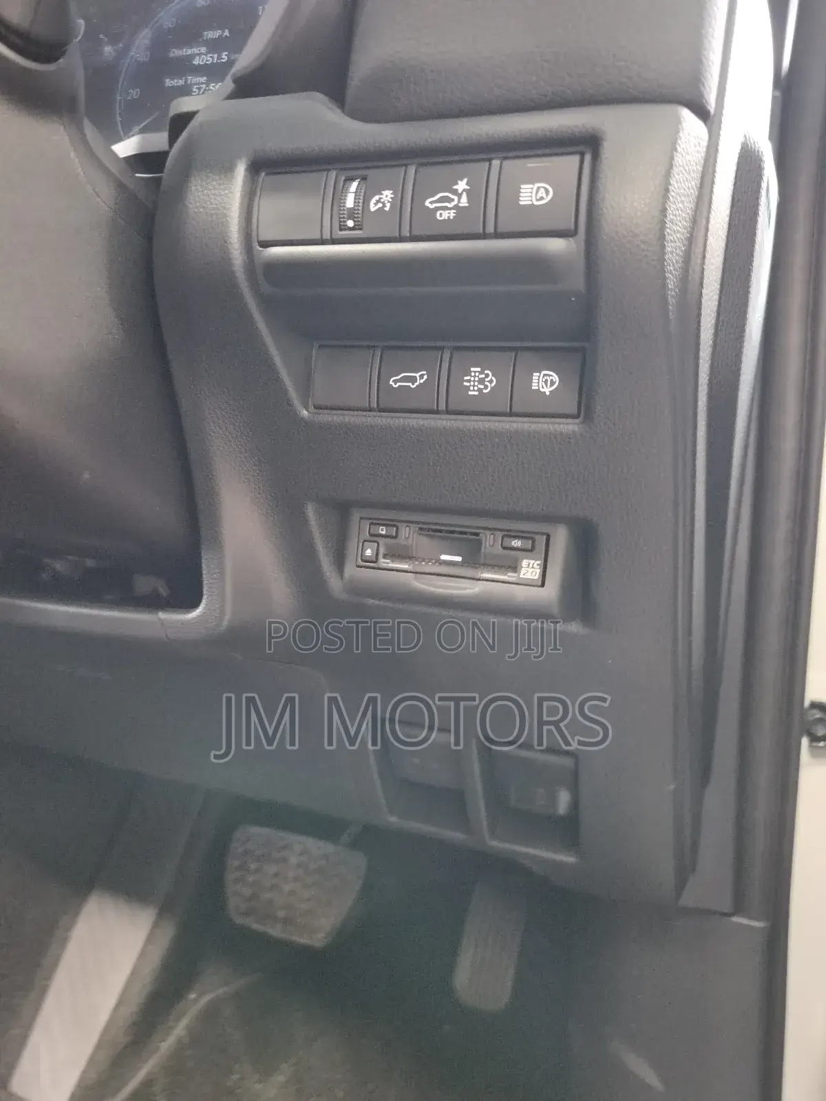 Toyota Land Cruiser 2024 White