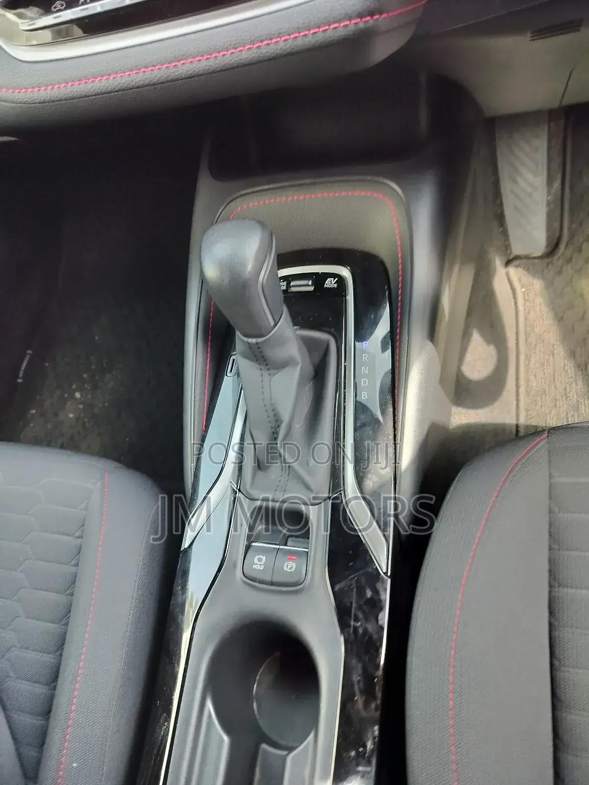 Toyota Corolla 2019 Orange