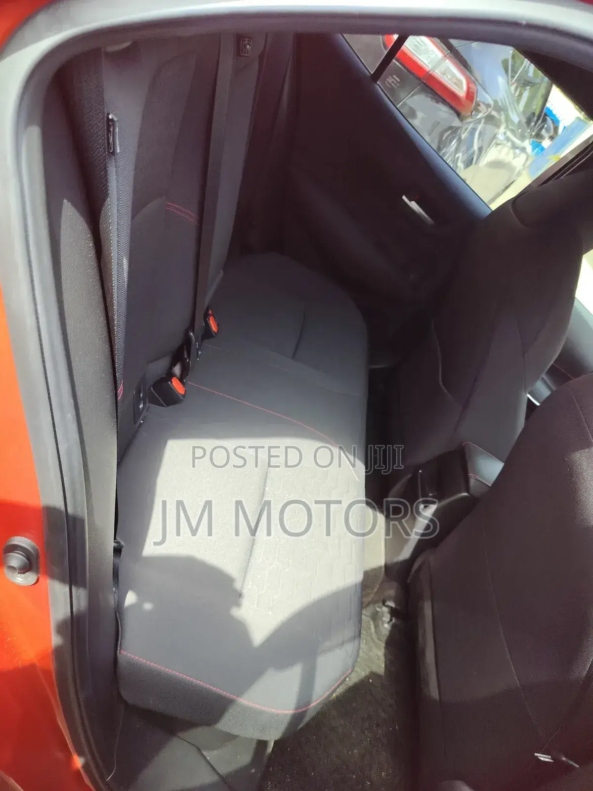 Toyota Corolla 2019 Orange