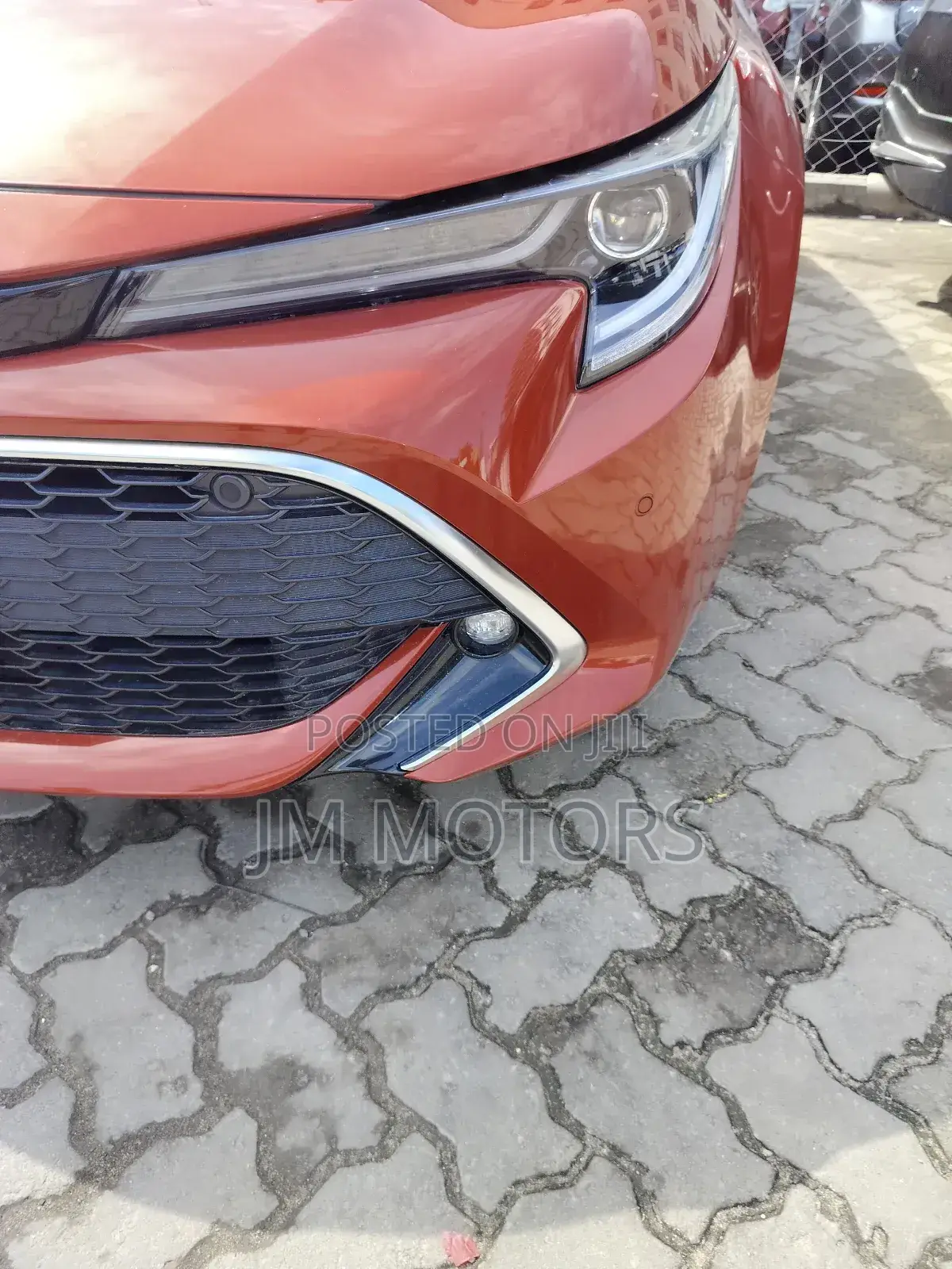 Toyota Corolla 2019 Orange
