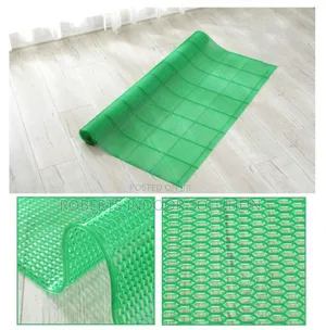 – Green PVC Runner Posts