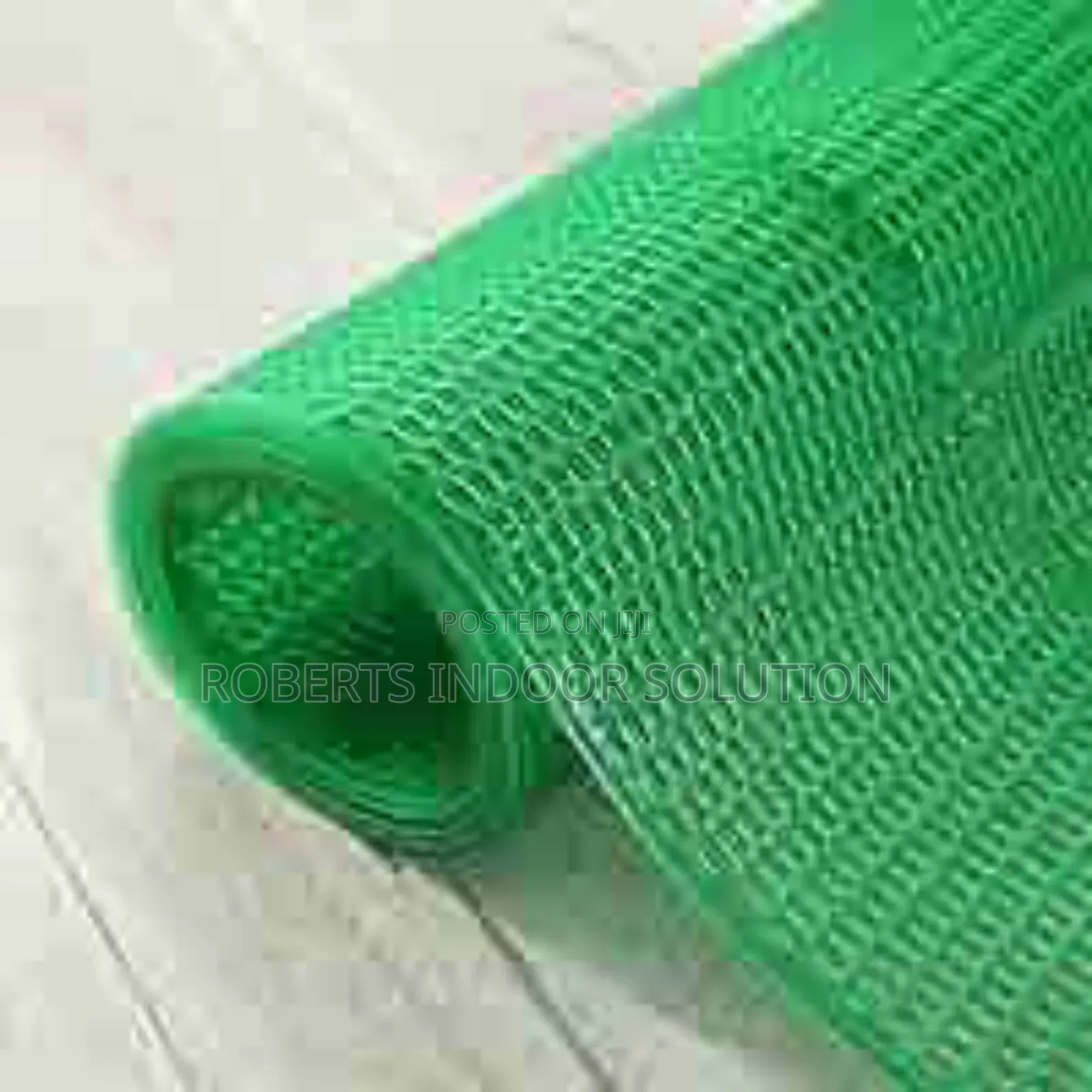 – Green PVC Runner Posts
