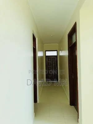 5bdrm Maisonette in Eastern Bypass, Kamakis for rent
