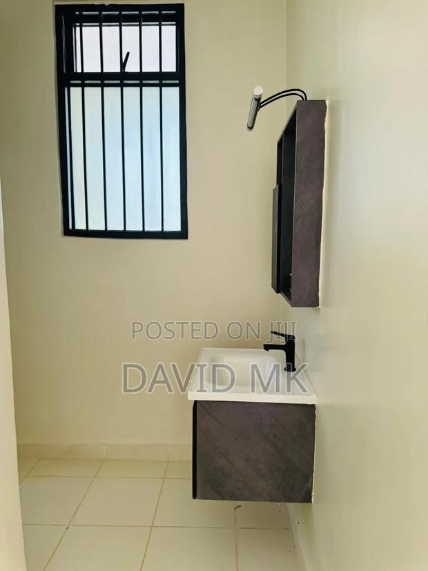 5bdrm Maisonette in Eastern Bypass, Kamakis for rent - thumbnail 11