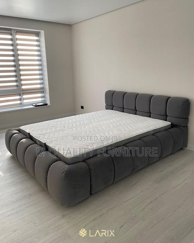 Gray 5 by 6 Quality Bubble Bed
