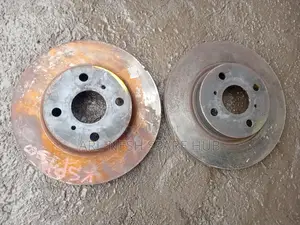 Toyota Fielder Old Model Break Disks