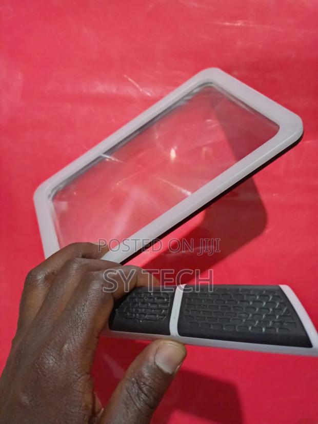 Square Magnifying Glass Handheld With Folding Handle - thumbnail 6