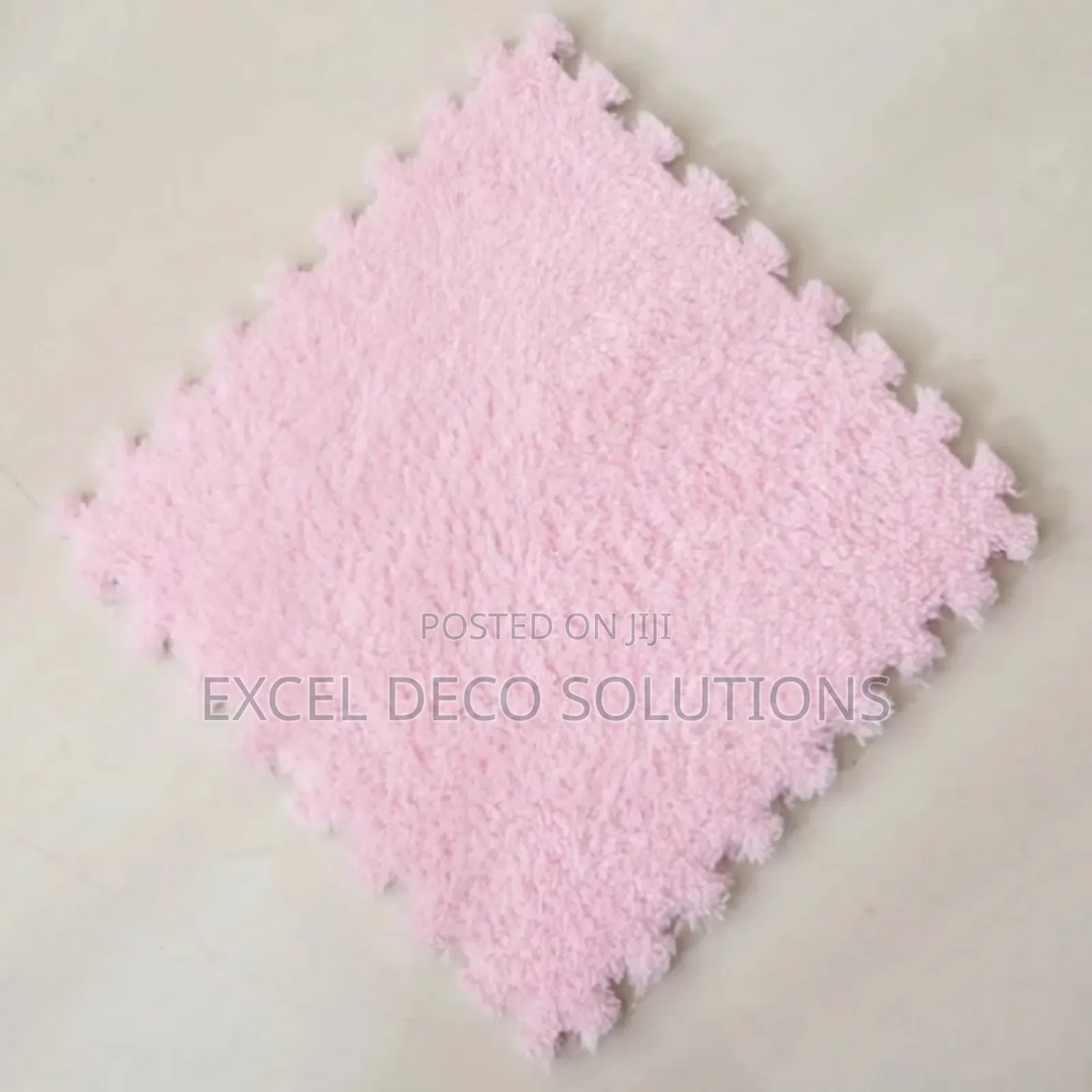 Garage or Workshop Interlocking Mats – Oil Water Resistant