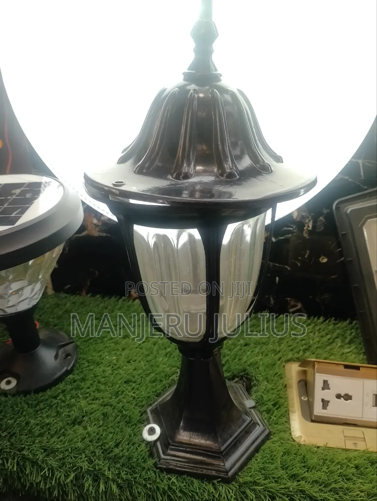 Straight Gate Light