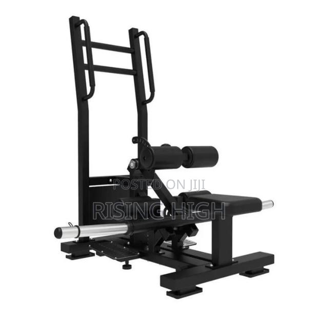 Professional Standing Hip Thrust Machine Adjustableload