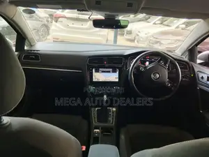 Volkswagen Golf 2018 Gray