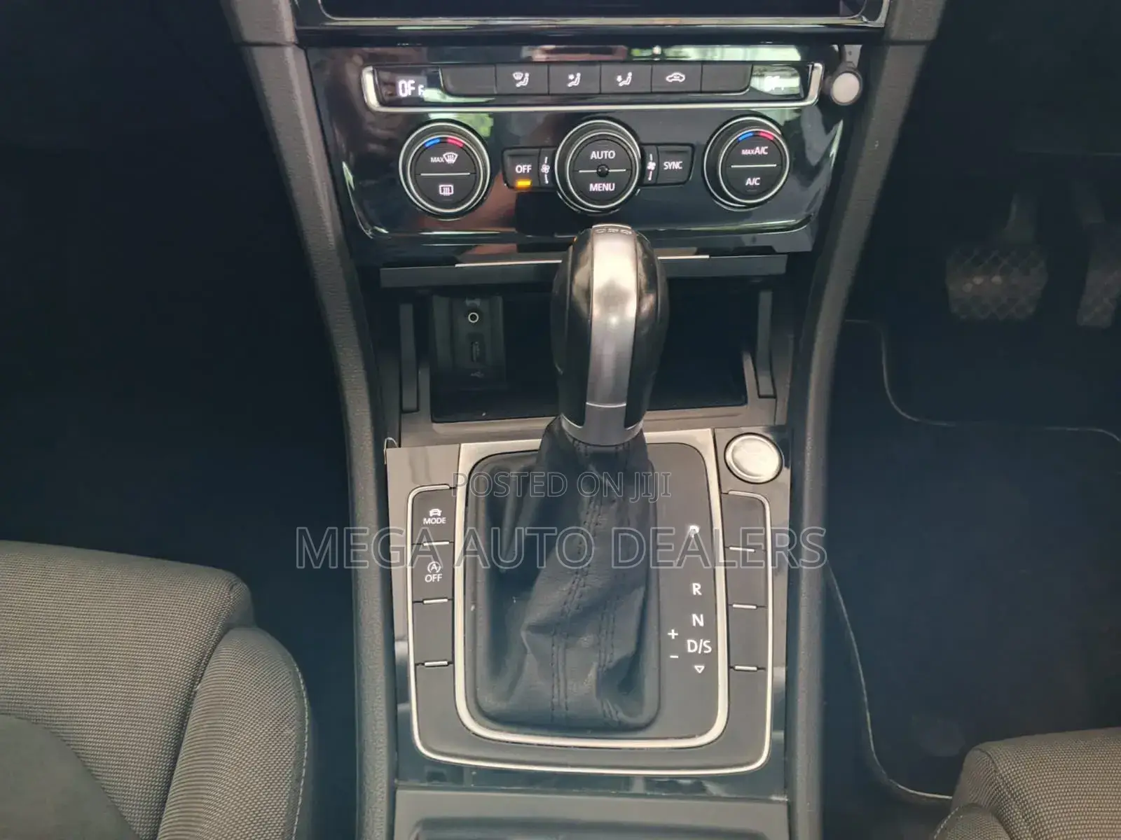 Volkswagen Golf 2018 Gray
