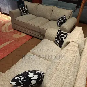 Elegant 5 Seater Butterfly Sofa Set