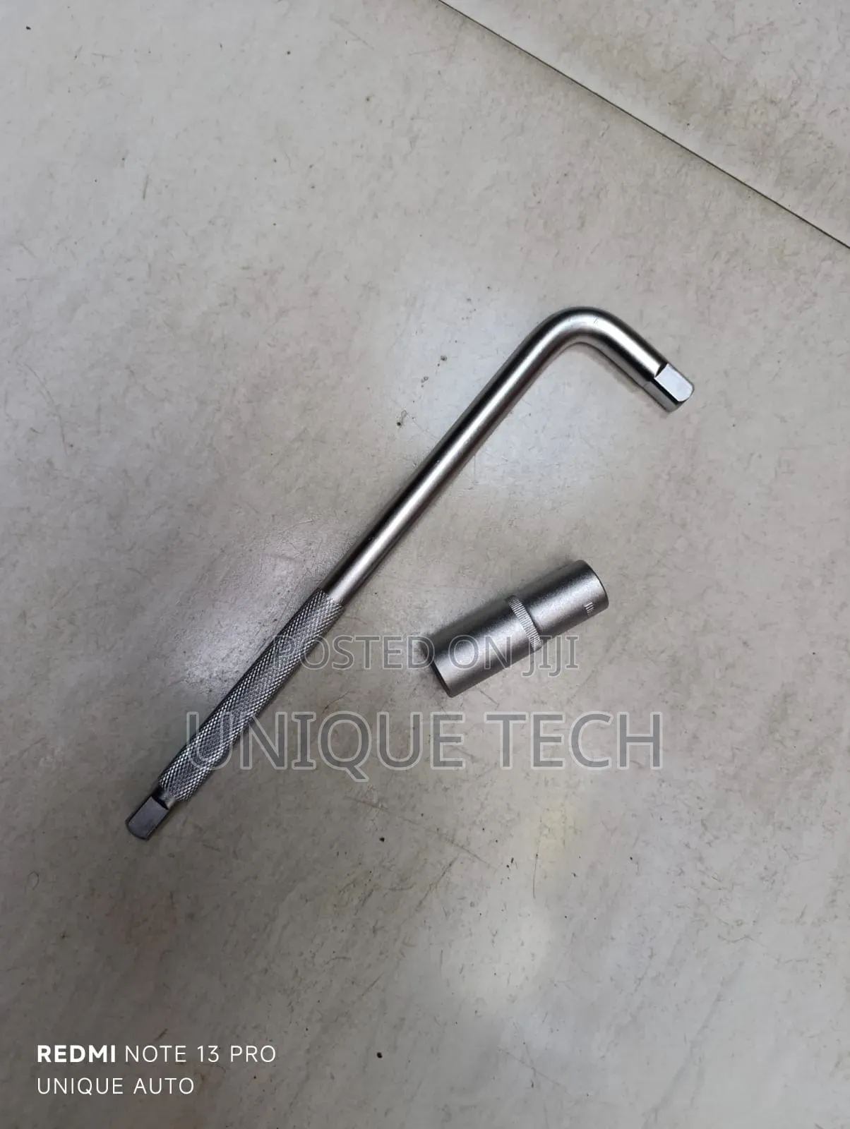 Car Wheel Spanner /L-Shape Wheel Spanner
