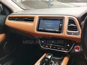 Honda Vezel 2018 Brown