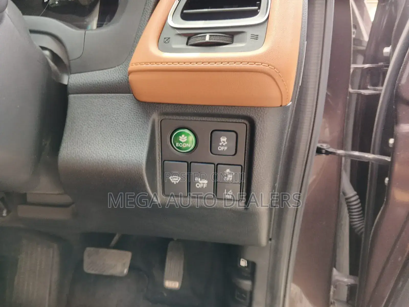 Honda Vezel 2018 Brown