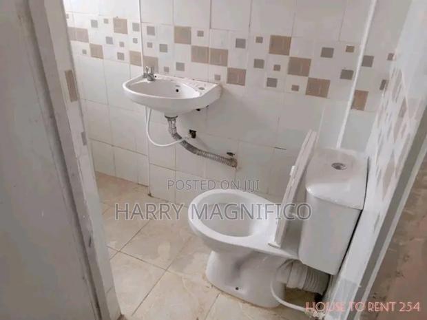 1bdrm Bedsitter in Regen for rent - thumbnail 5