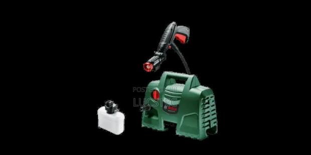Bosch Easyaquatak 100 High-pressure Washer.