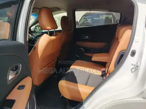 Honda Vezel 2018 White