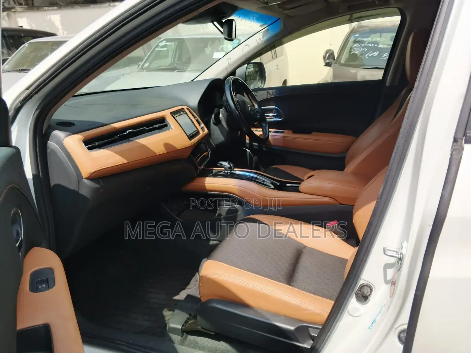 Honda Vezel 2018 White