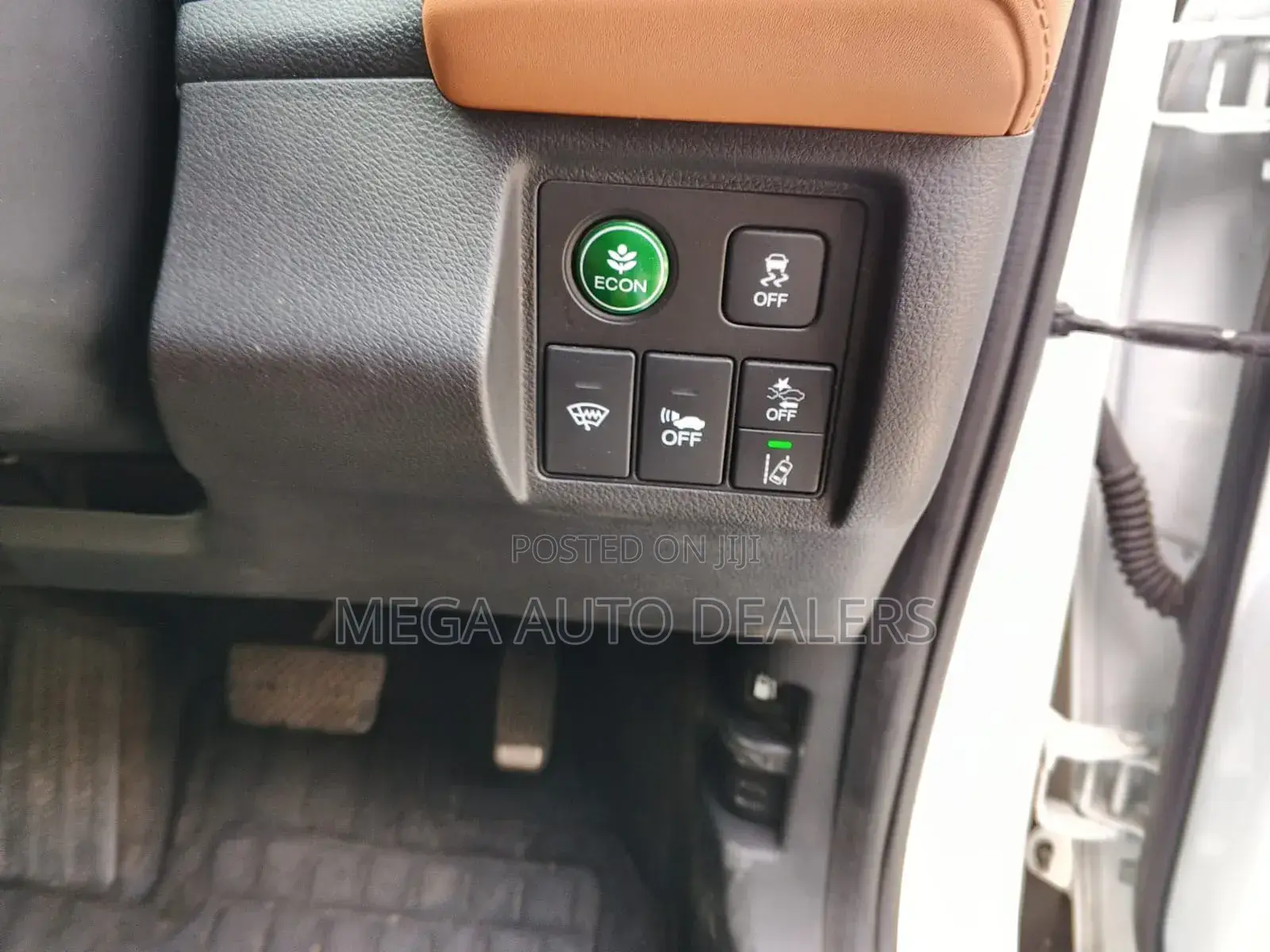Honda Vezel 2018 White