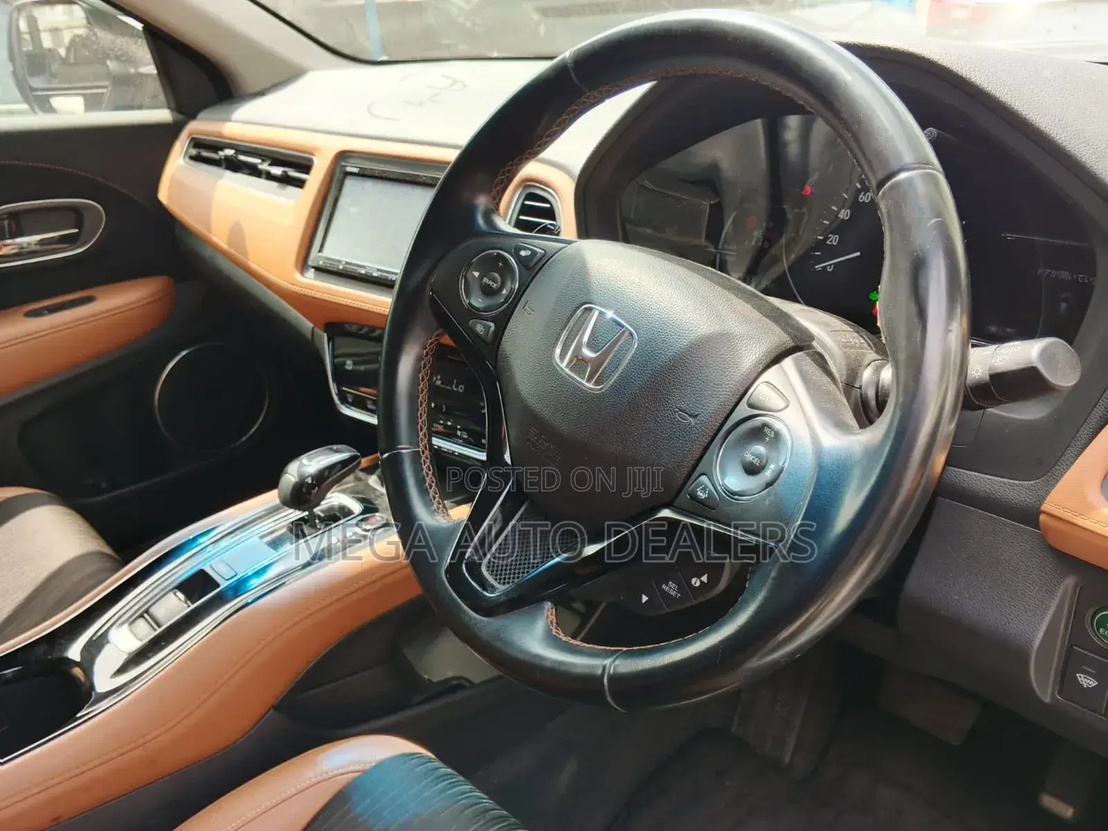 Honda Vezel 2018 White