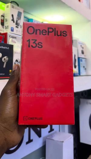 New OnePlus 13s 256 GB - main view