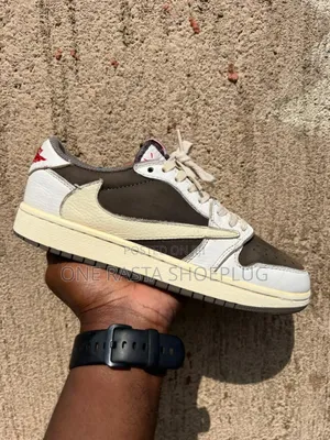 Sneakers Arena