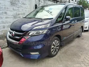 Nissan Serena 2018 Blue