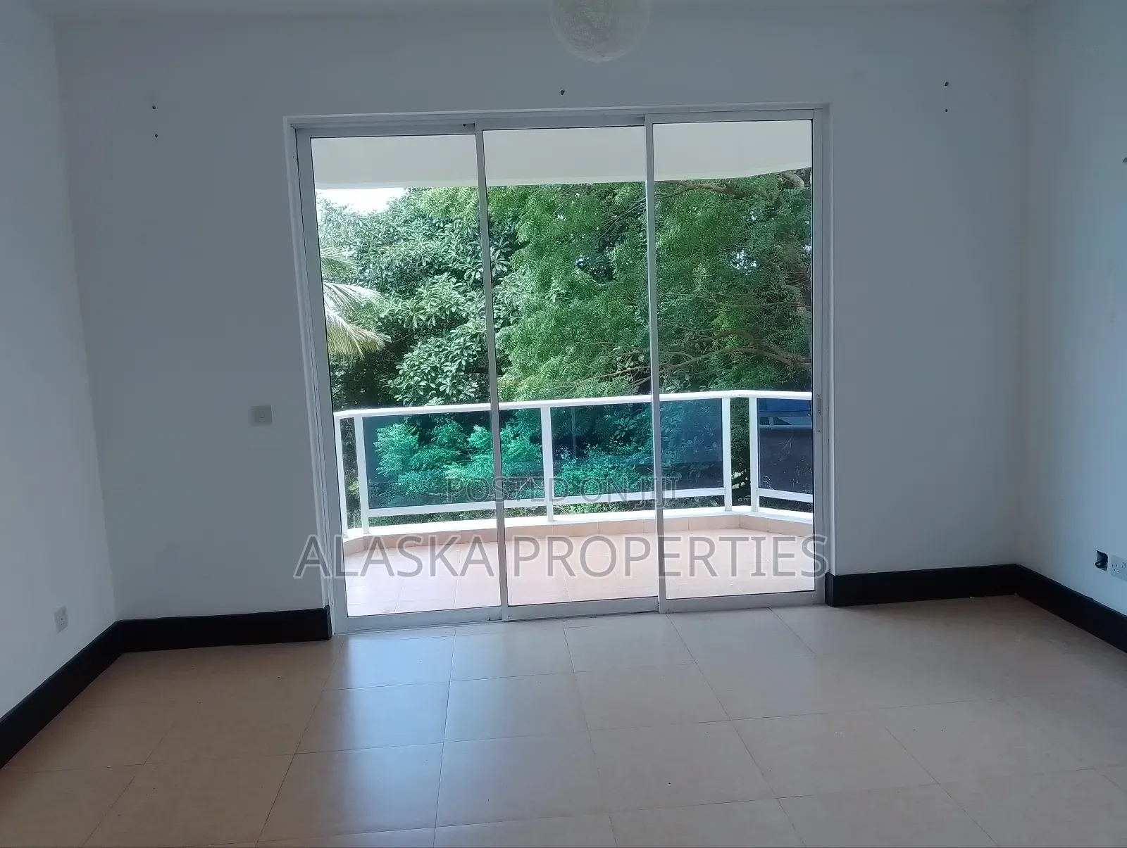 4bdrm Apartment in Nyali Estate for rent