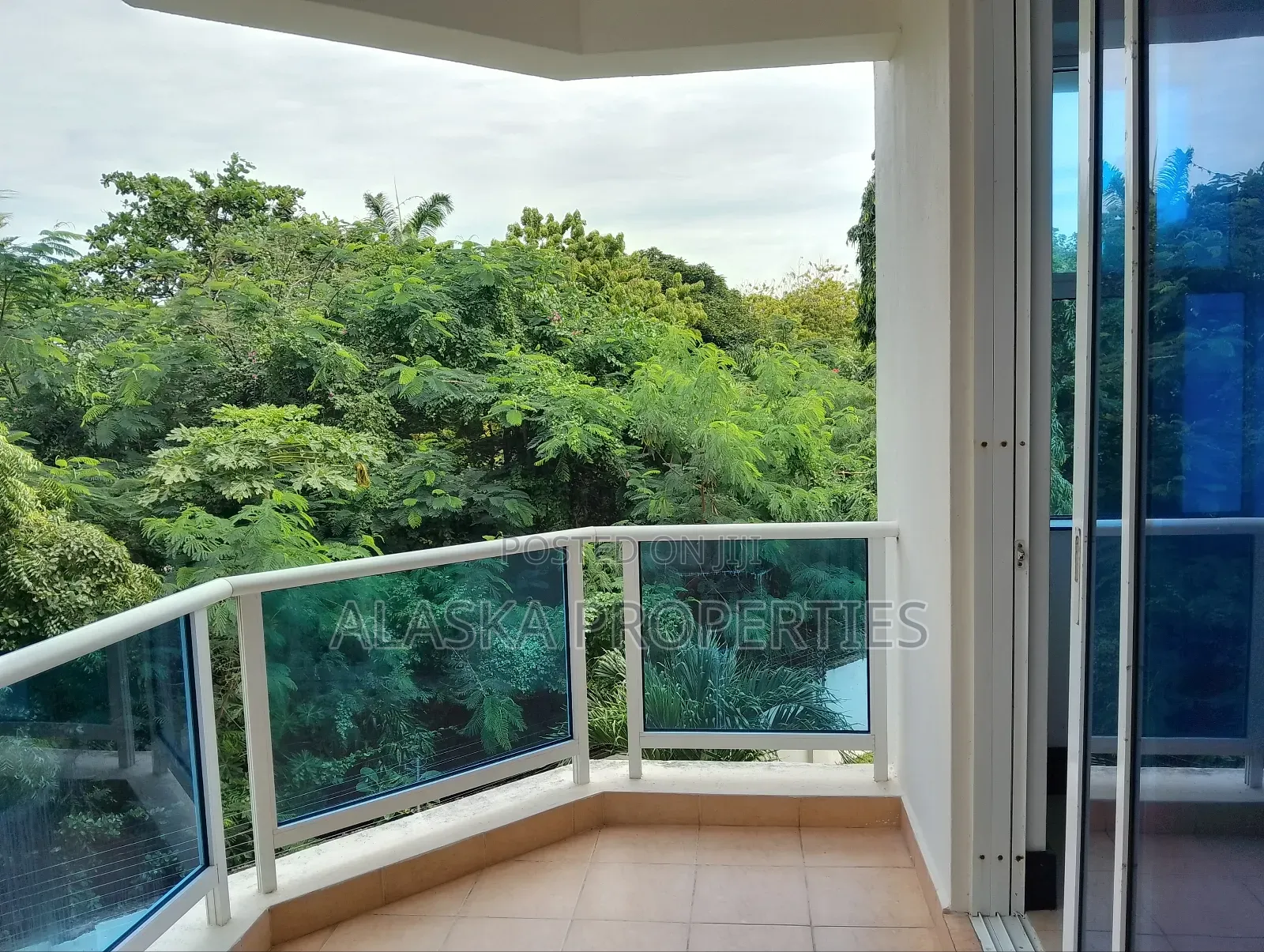 4bdrm Apartment in Nyali Estate for rent