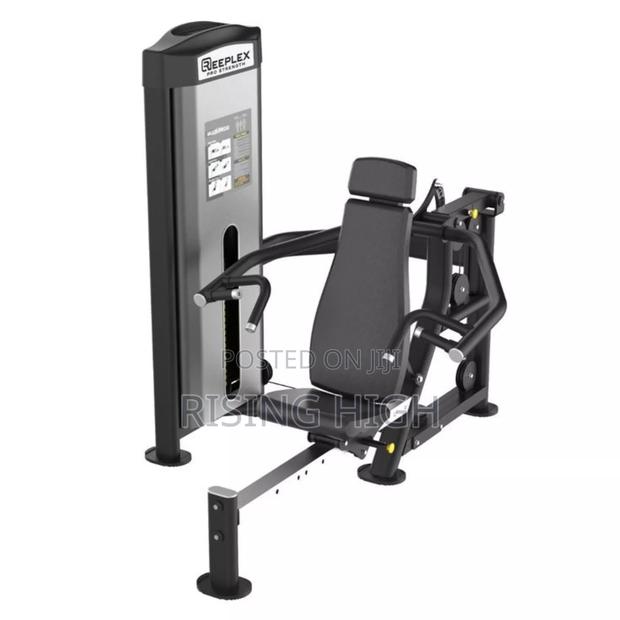  Gym Grade /Adductor Machine With Built-in Weights