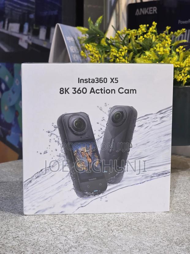 Insta360 X5
