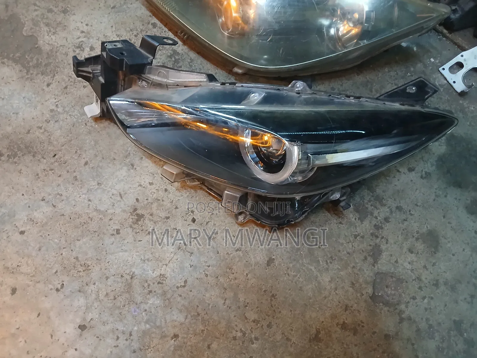 Ex Japan Mazda Axela Headlight Number Y