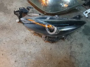 Ex Japan Mazda Axela Headlight Number Y
