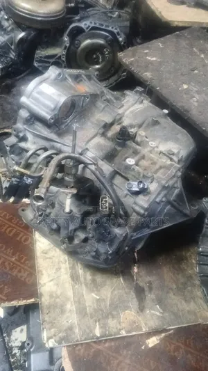 Toyota Ipsum Gearbox.