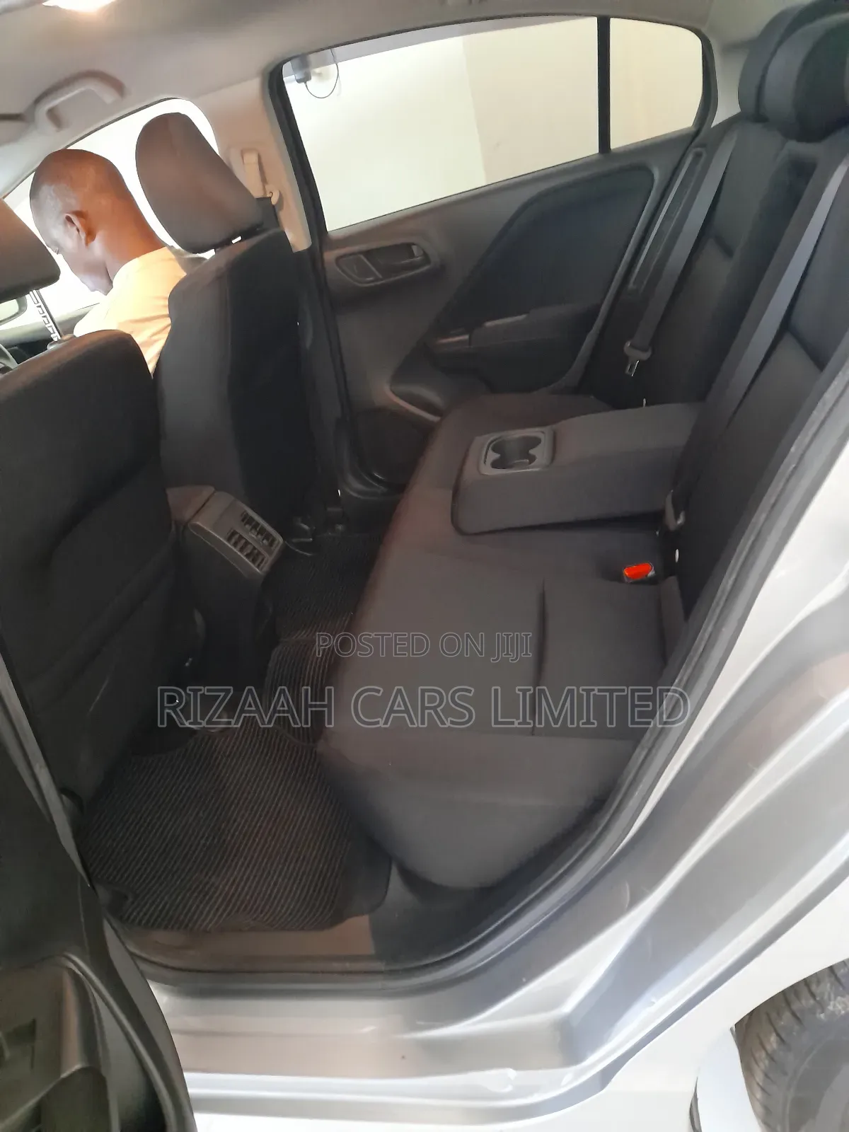 Honda Grace 2018 Silver