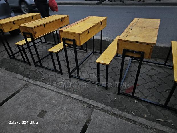 Primary School Desks - thumbnail 2