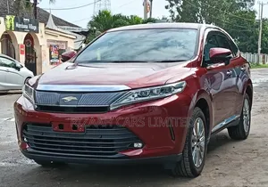 Toyota Harrier 2.0 2018 Red