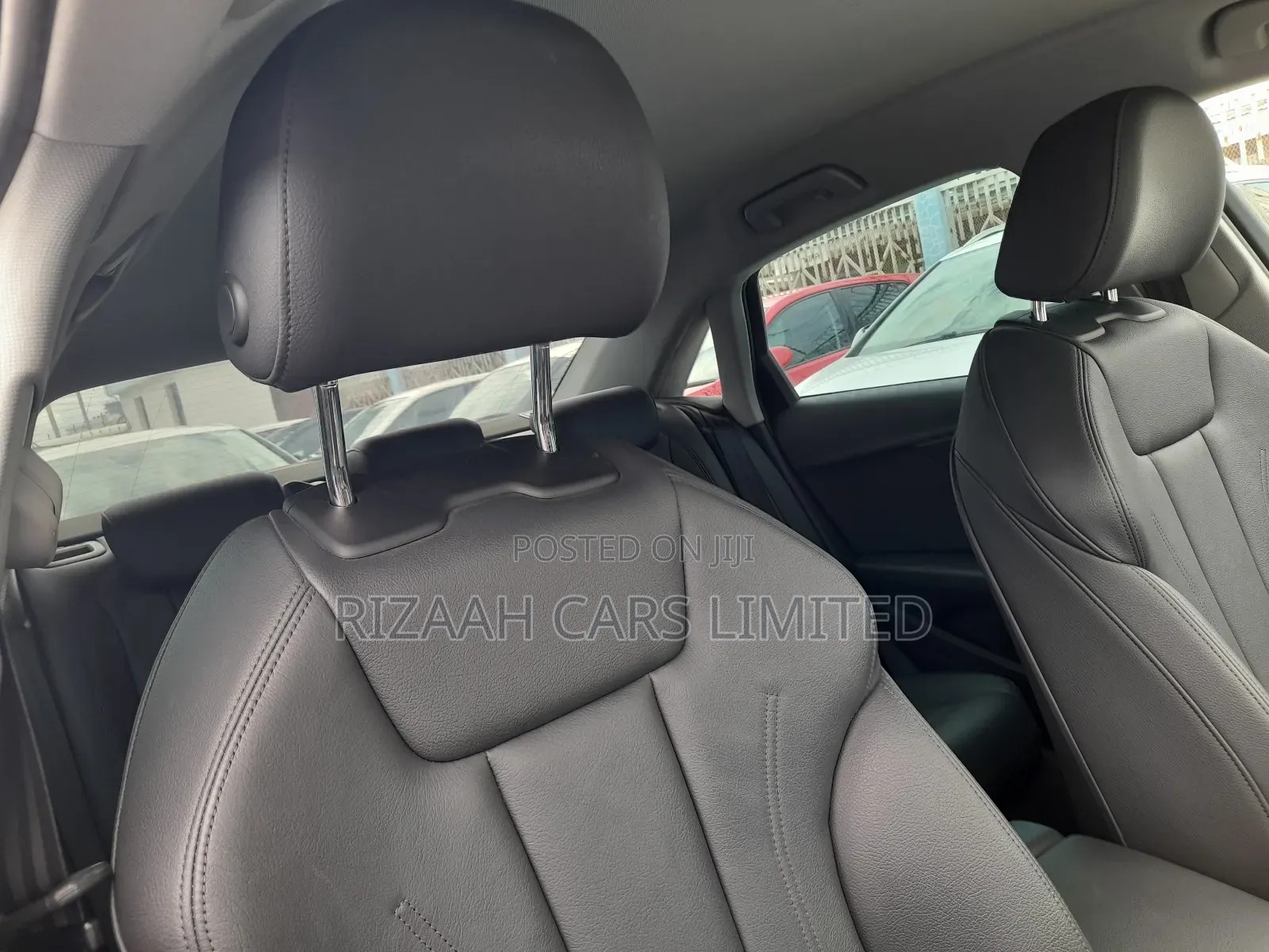 Toyota Harrier 2.0 2018 Red