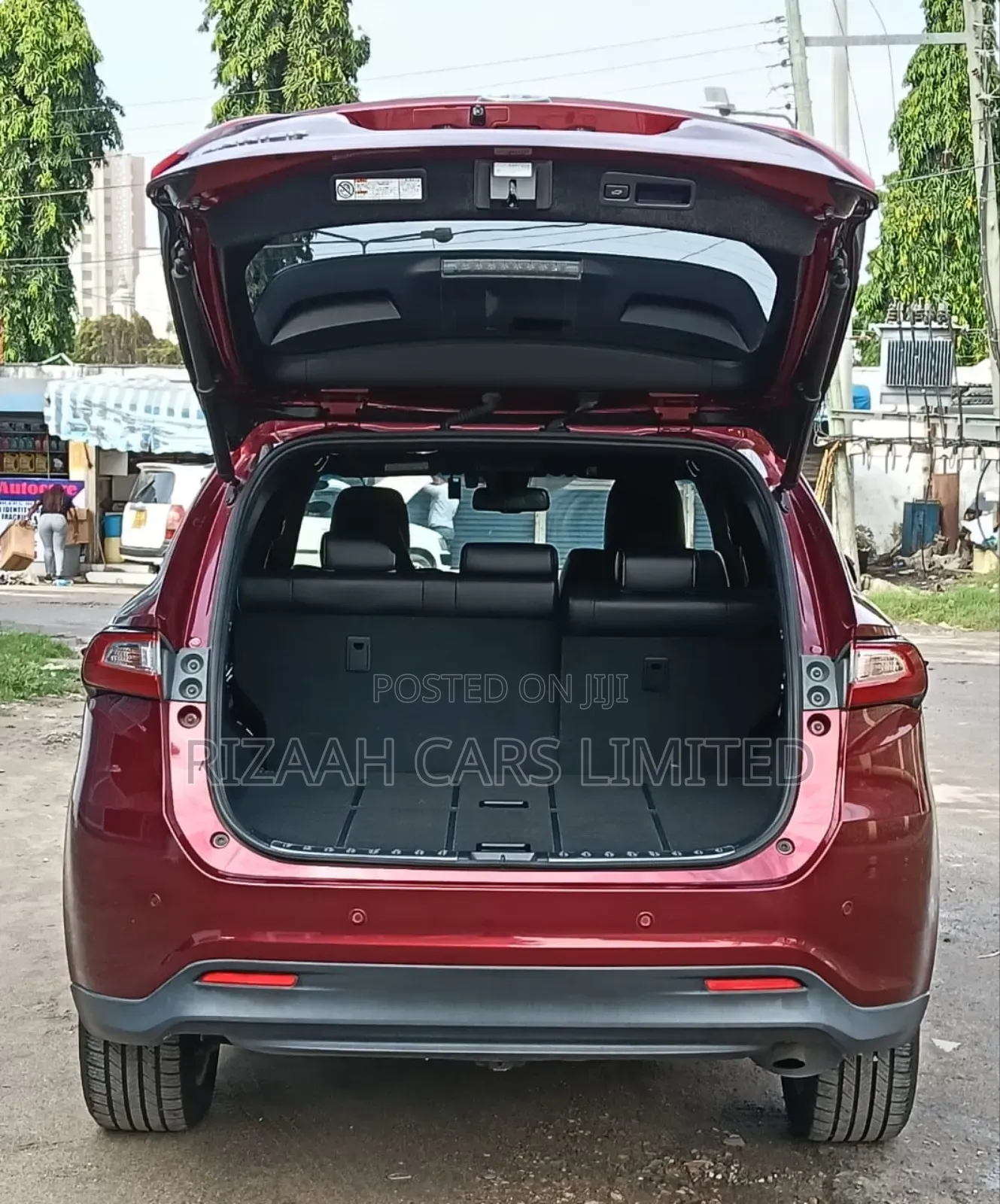 Toyota Harrier 2.0 2018 Red