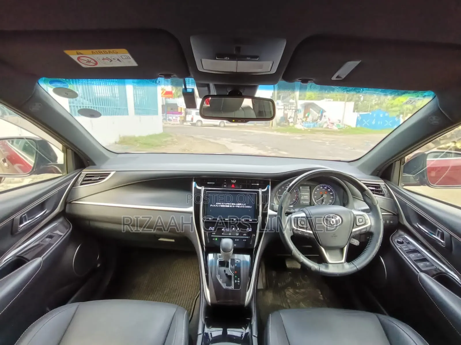 Toyota Harrier 2.0 2018 Red