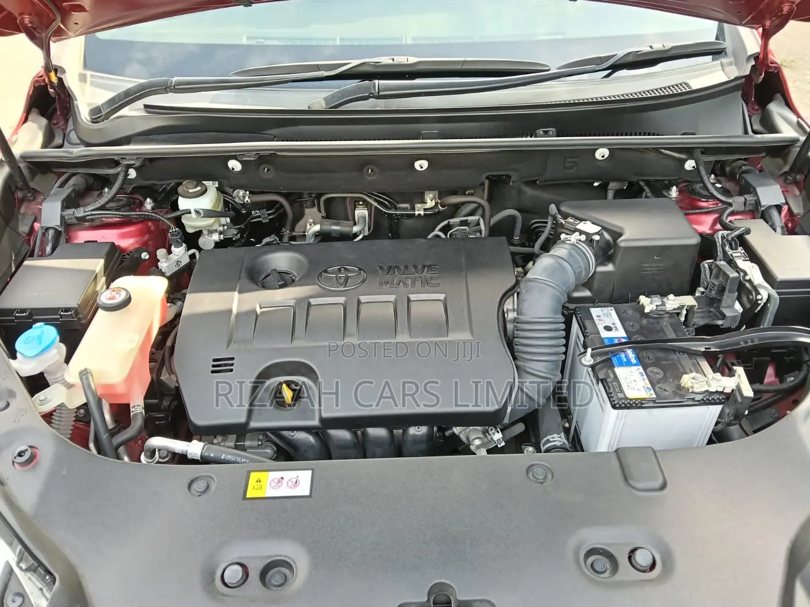Toyota Harrier 2.0 2018 Red