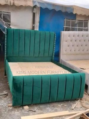 Chesterbed 5 by 6 Green - main view